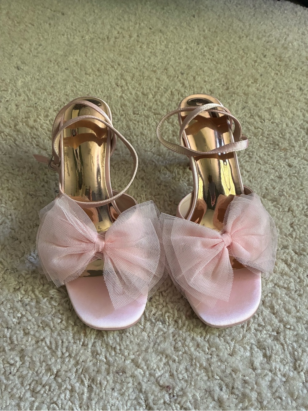 Women’s Pink Bow Strap Sandals